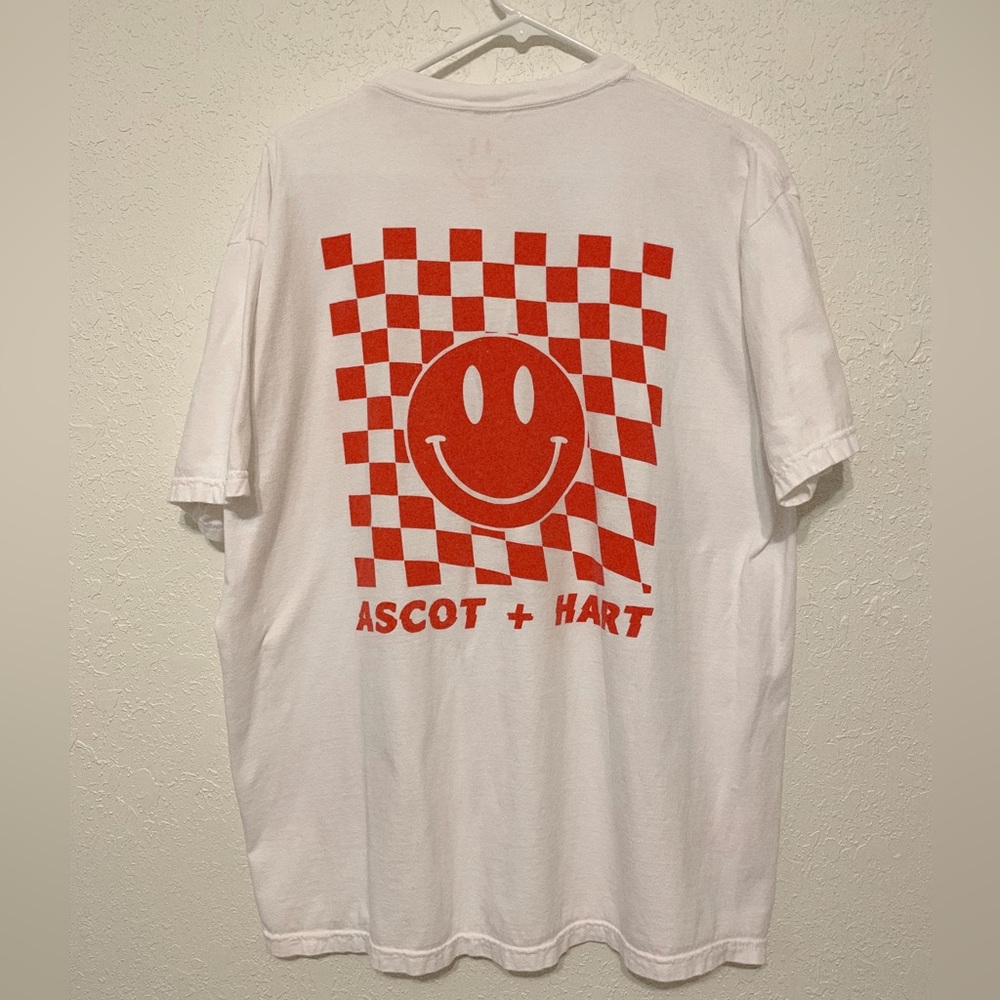 Ascot & Hart Oversized Smiley Tee / size XL